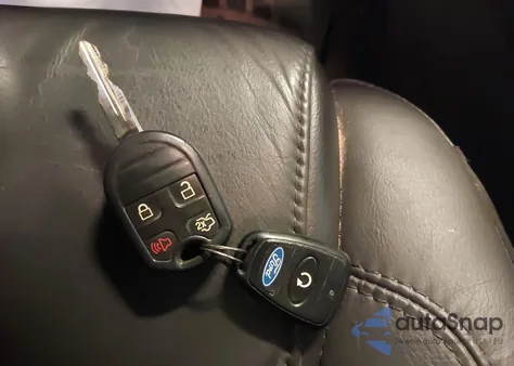 2015 Ford Explorer Xlt z USA, uszkodzony, nr VIN 1FM5K8D82FGA92609